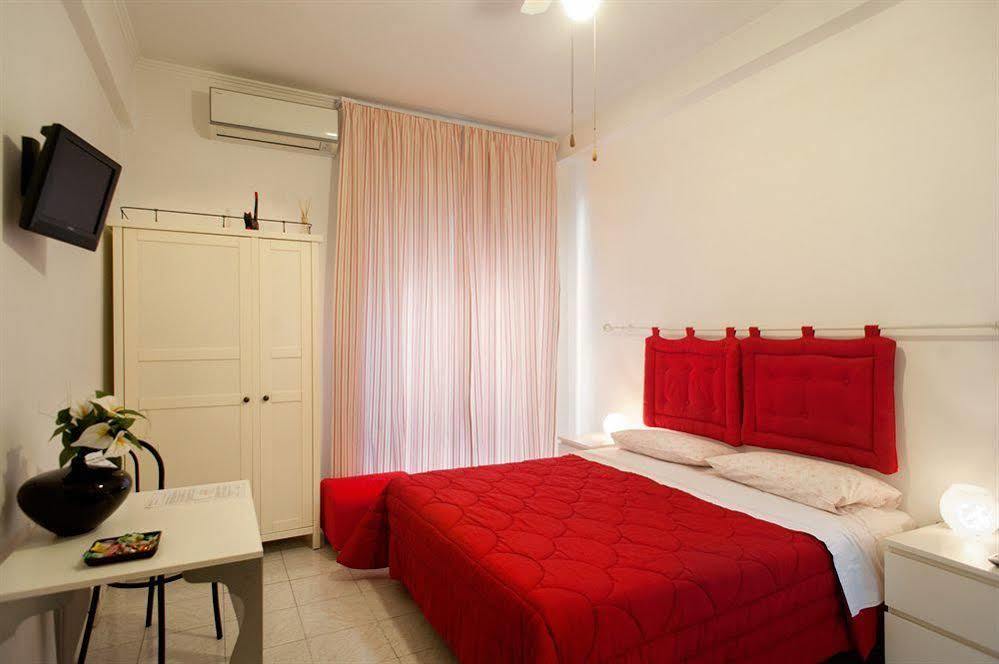 Interno 9 Hotel โรม ภายนอก รูปภาพ