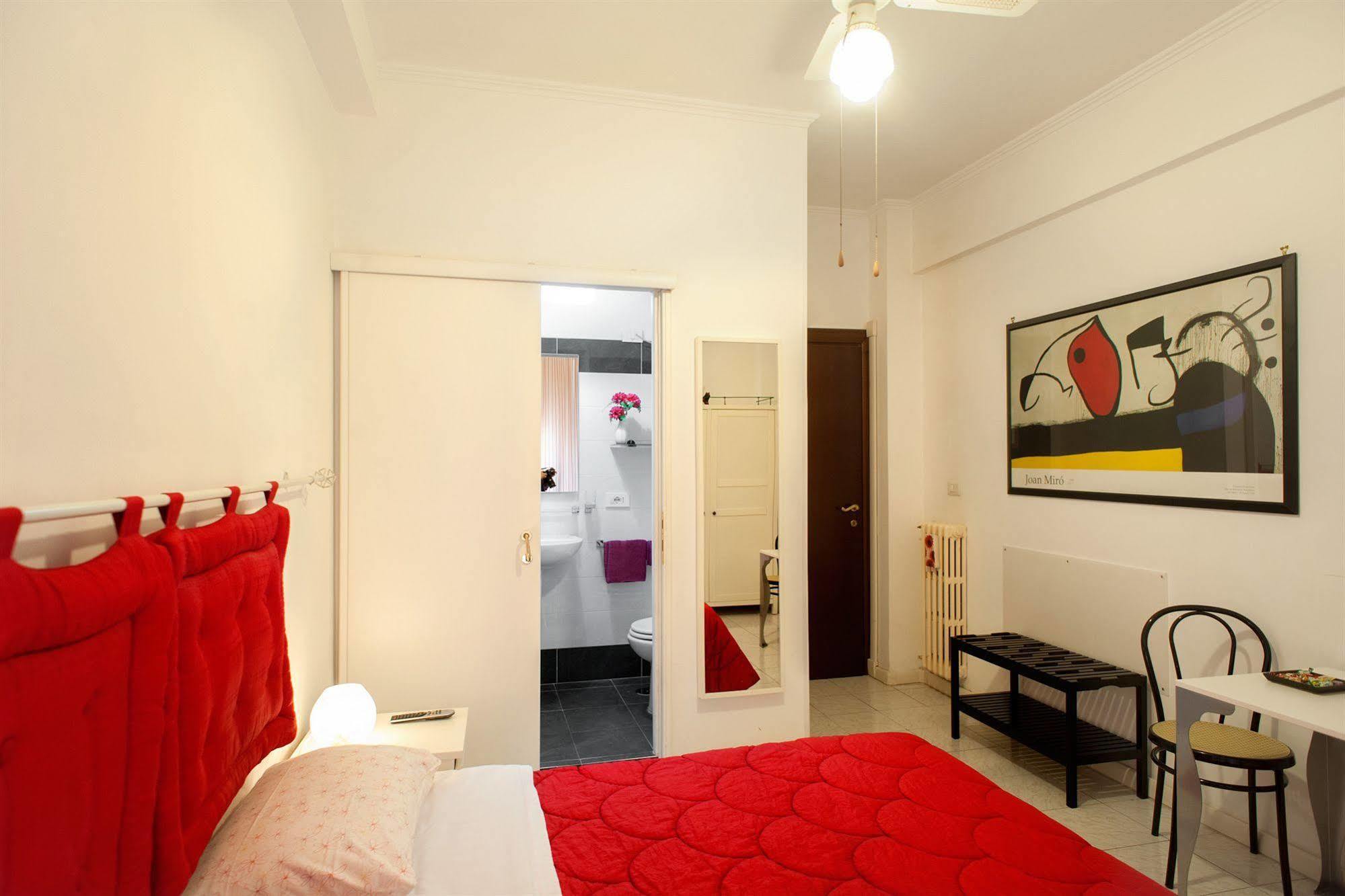 Interno 9 Hotel โรม ภายนอก รูปภาพ