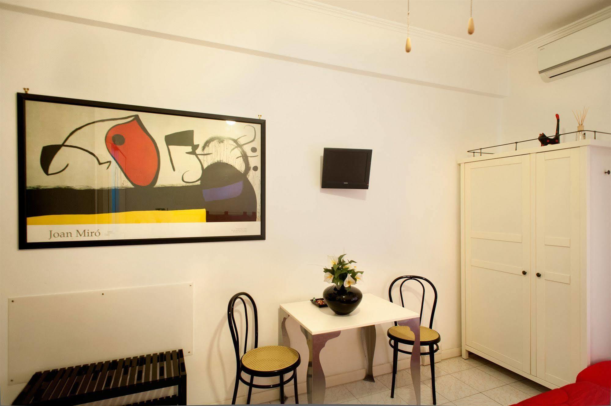Interno 9 Hotel โรม ภายนอก รูปภาพ